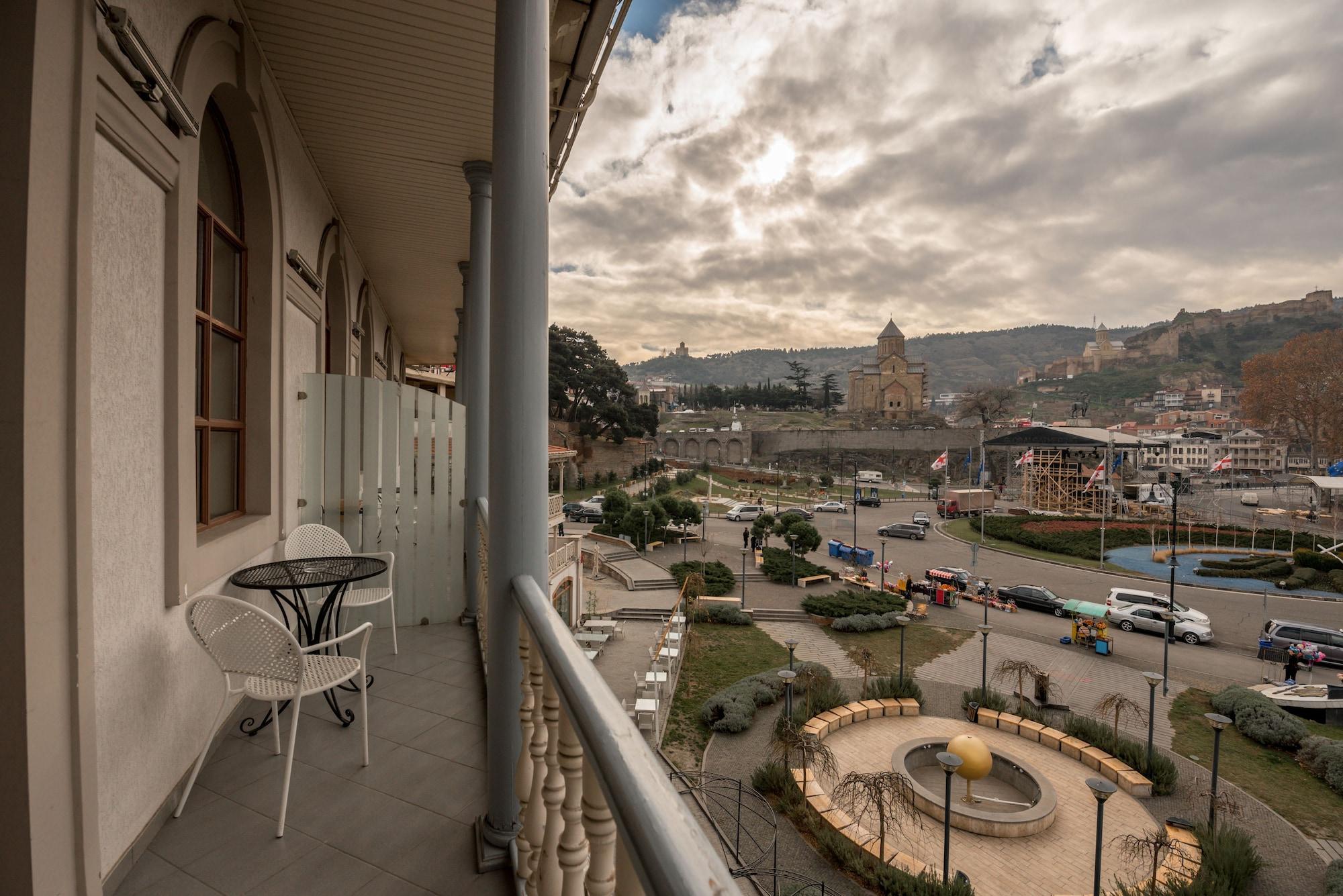 Hotel Rikhe Monika Tbilisi Eksteriør billede