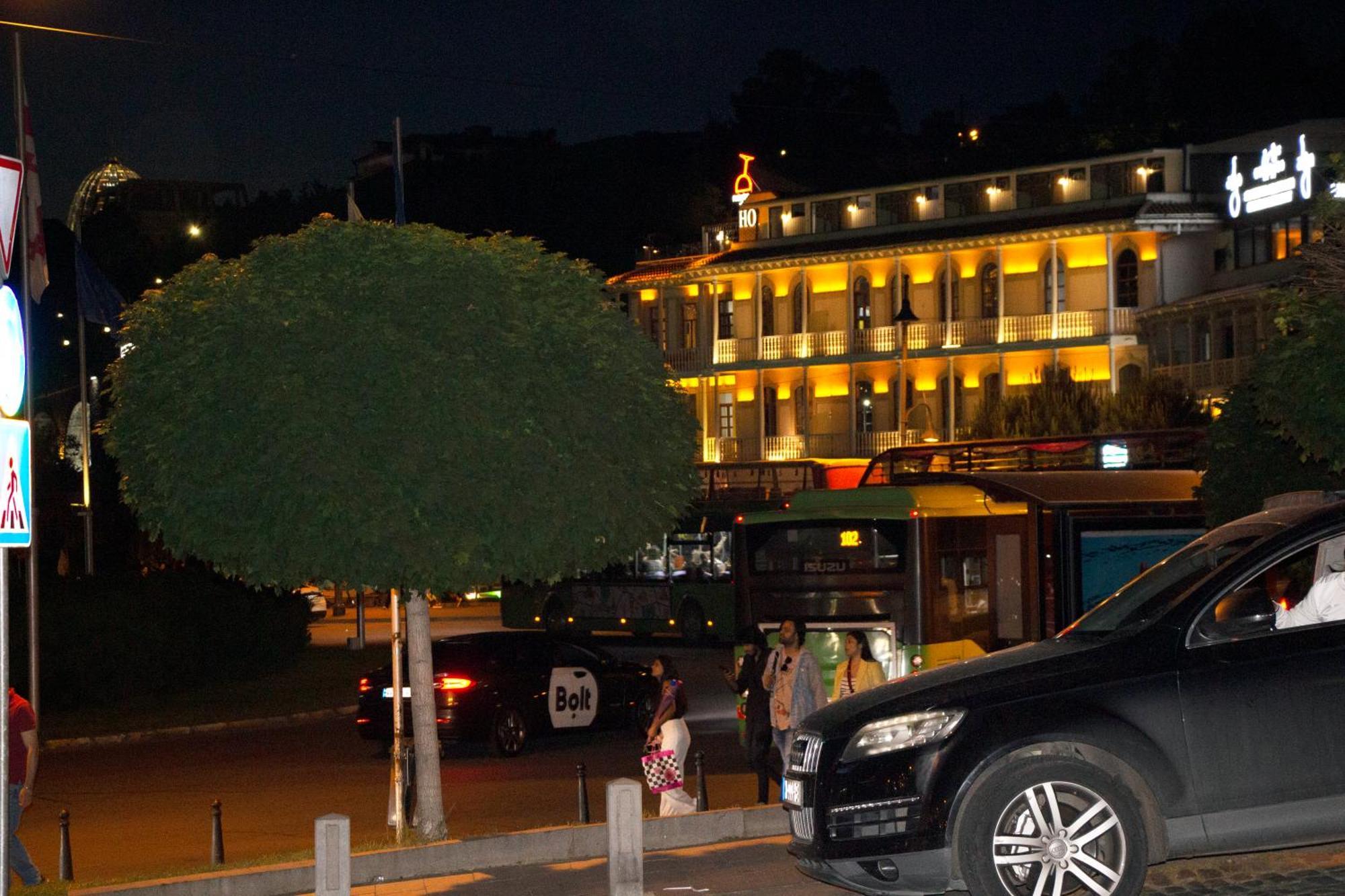 Hotel Rikhe Monika Tbilisi Eksteriør billede