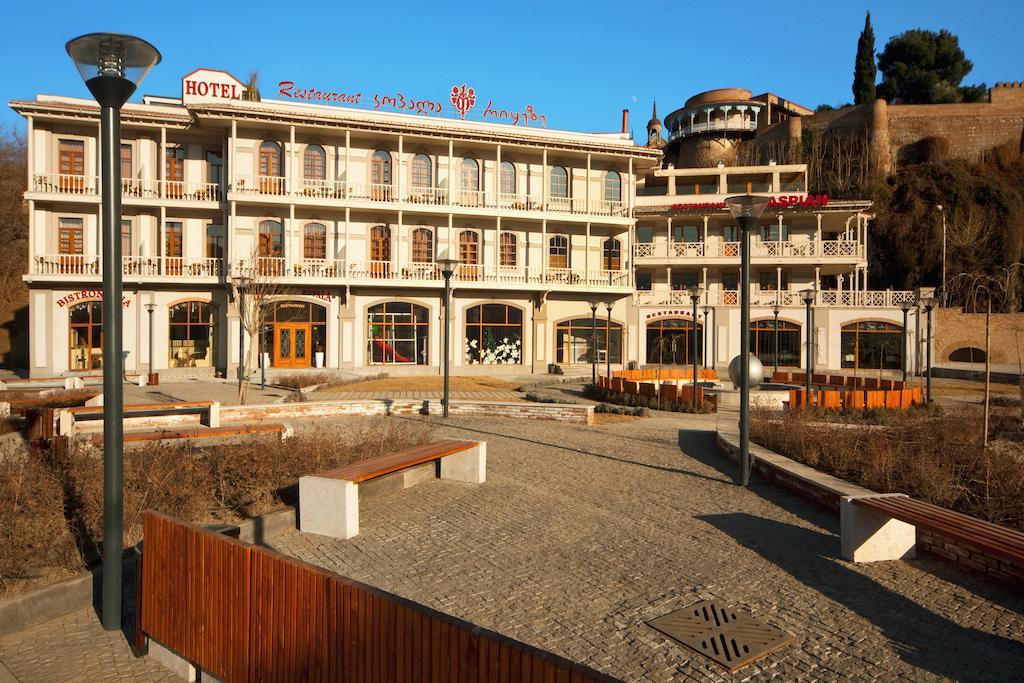 Hotel Rikhe Monika Tbilisi Eksteriør billede
