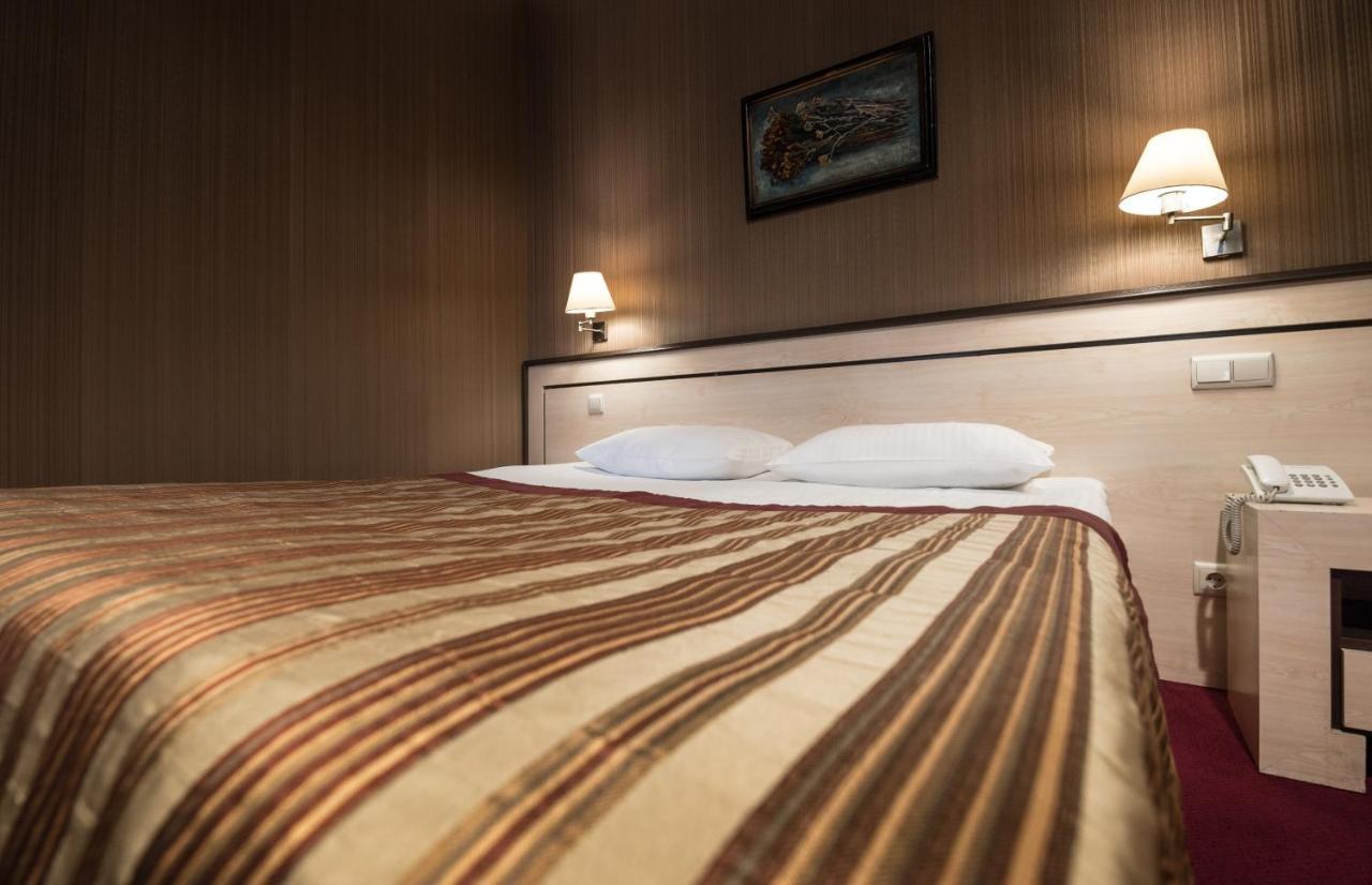 Hotel Rikhe Monika Tbilisi Eksteriør billede