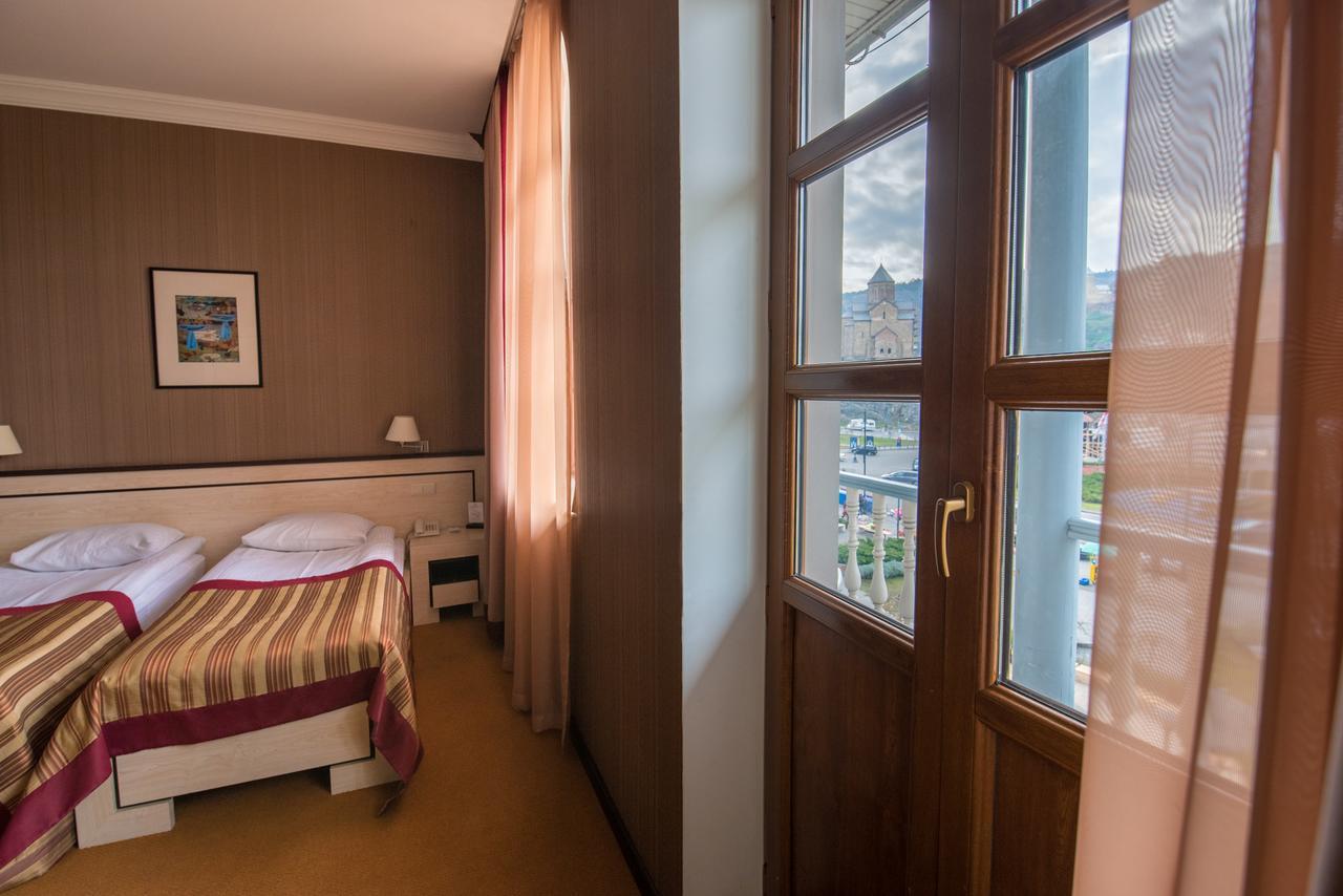Hotel Rikhe Monika Tbilisi Eksteriør billede
